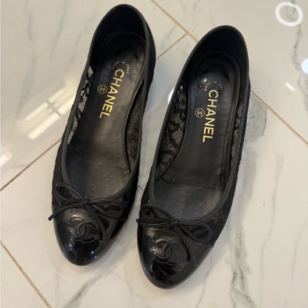 Chanel Black Lace Ballet Flats